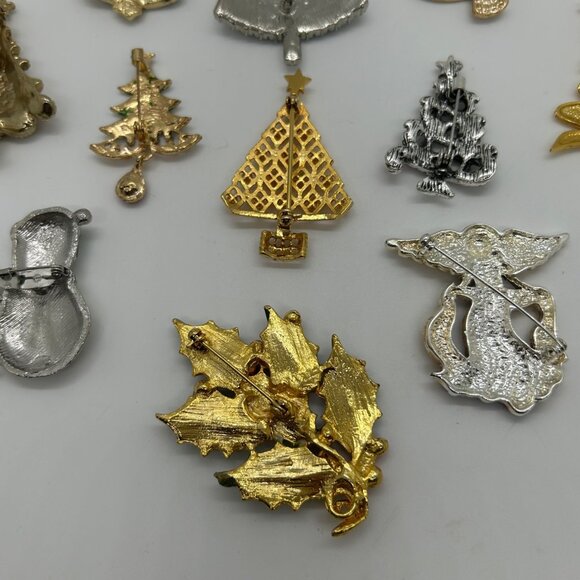 Christmas Brooch Tree Pin Radko Eisenberg Monet Claiborne Both Vintage Modern - Picture 13 of 16